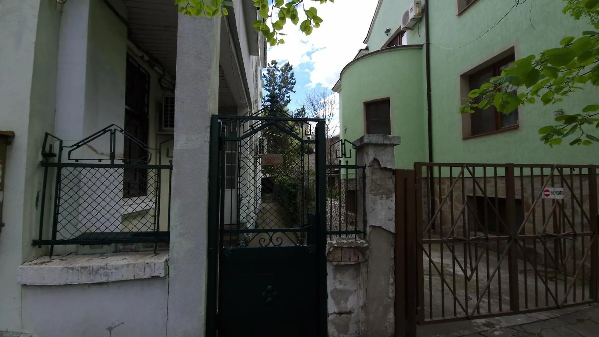 Етаж От Къща С Двор Apartment Burgas 0*,